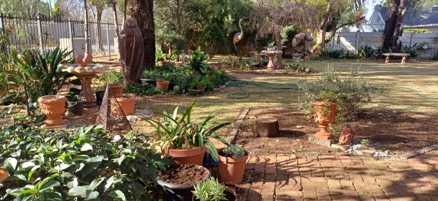 3 Bedroom Property for Sale in Flamwood North West